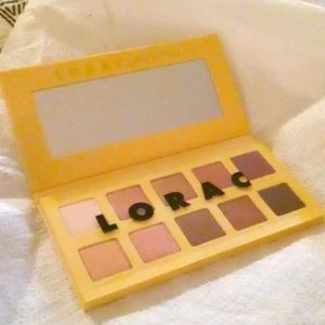 BRAND NEW EYE SHADOW